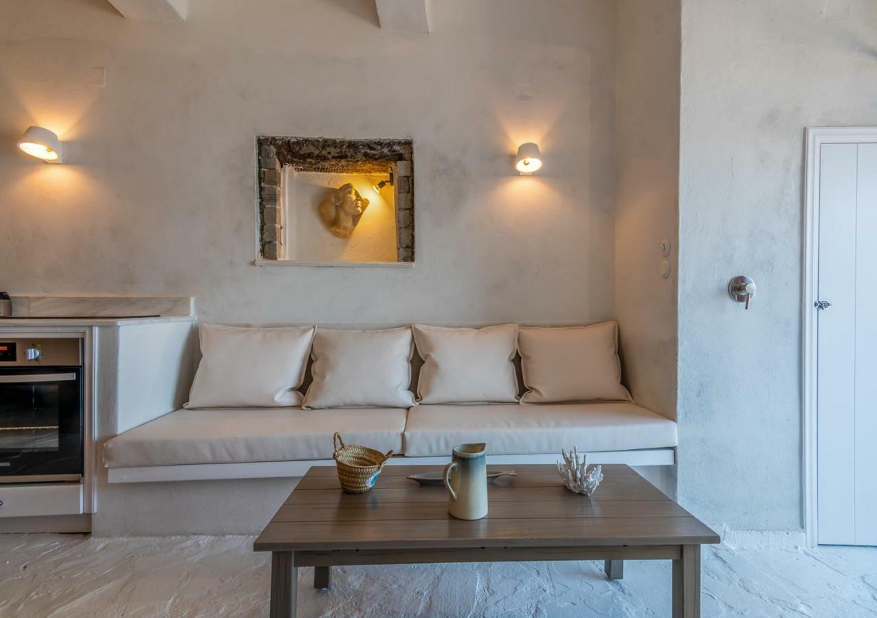 Вилла Neosikos Amazing Beach House In Milos Island Klima  Экстерьер фото