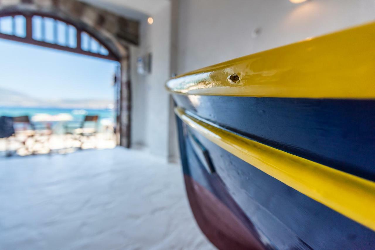 Вилла Neosikos Amazing Beach House In Milos Island Klima  Экстерьер фото